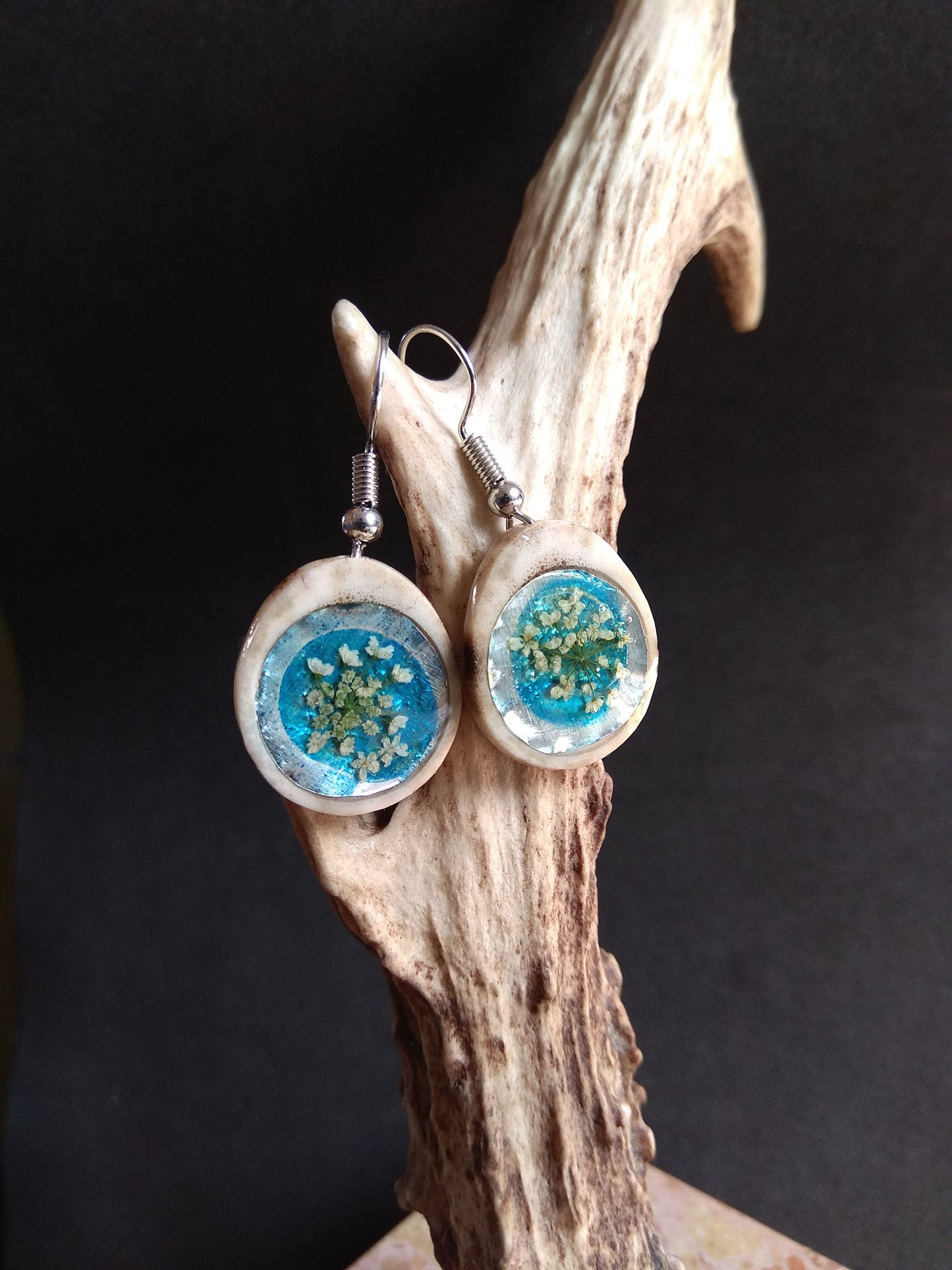 Boucles d'oreilles fleurs et cerf