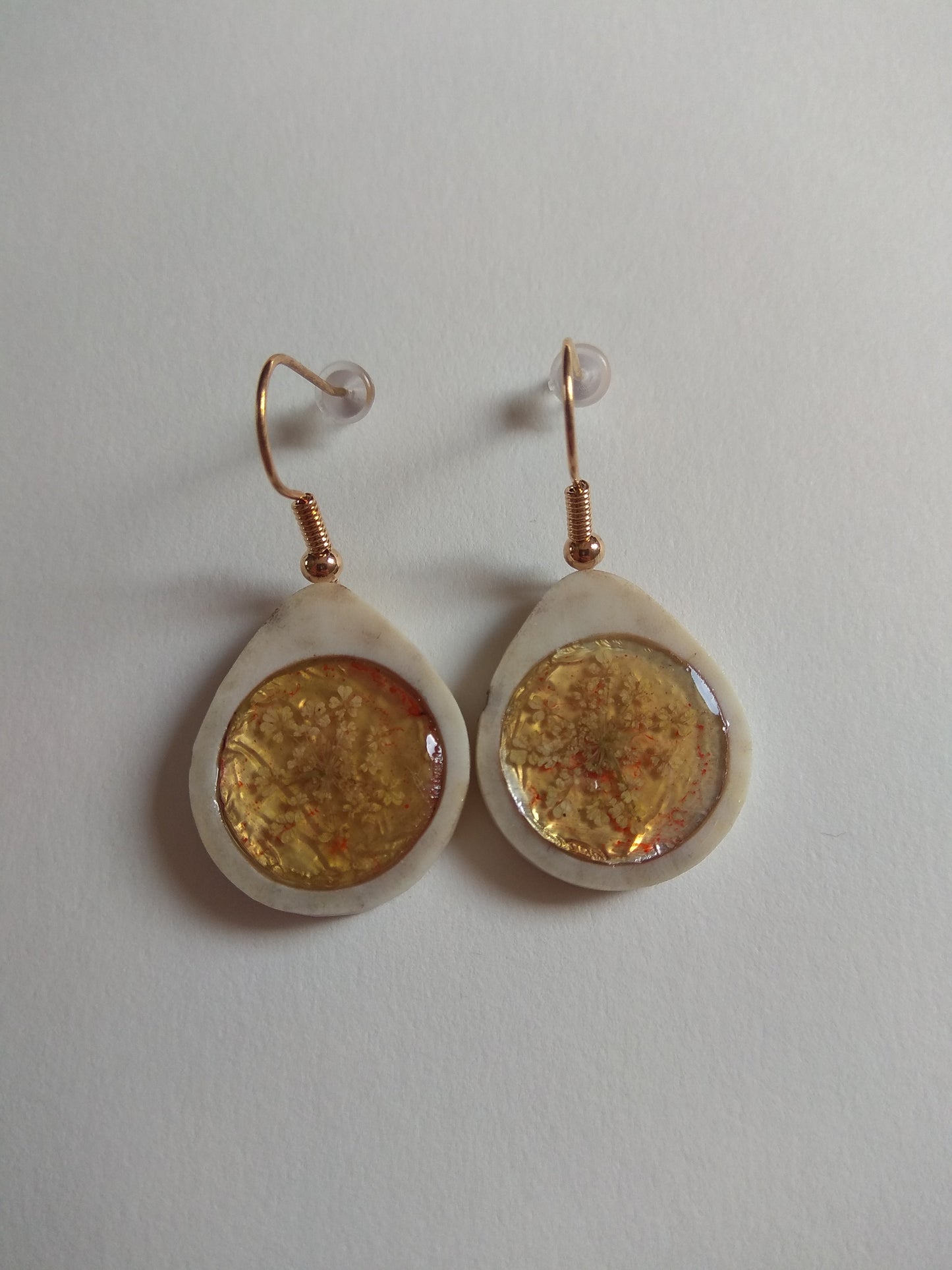 Boucles d'oreilles fleurs et goutte de cerf