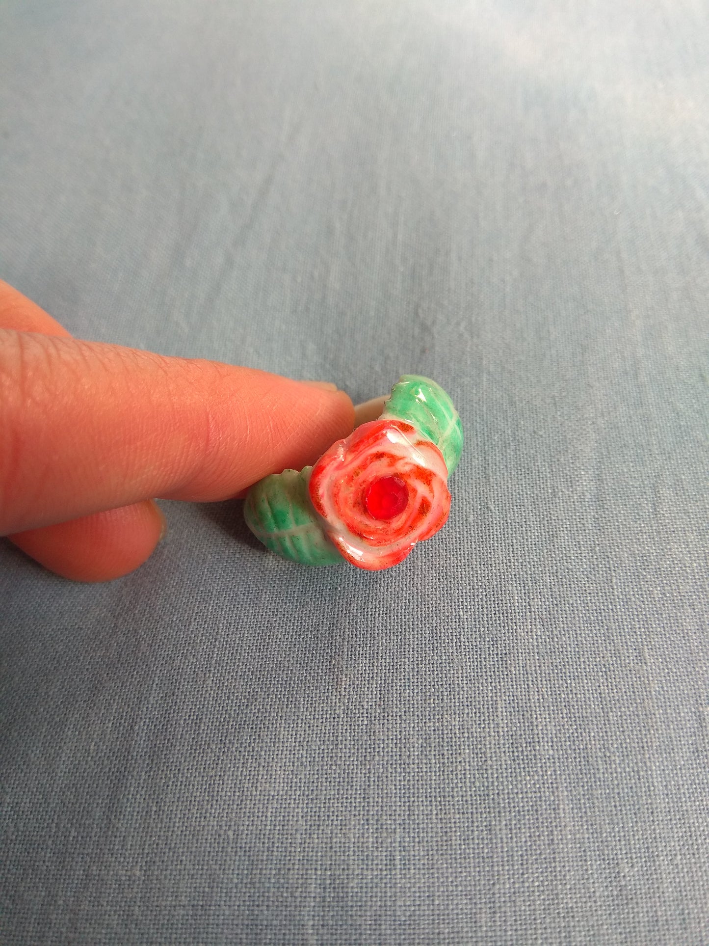 Bague rose colorée