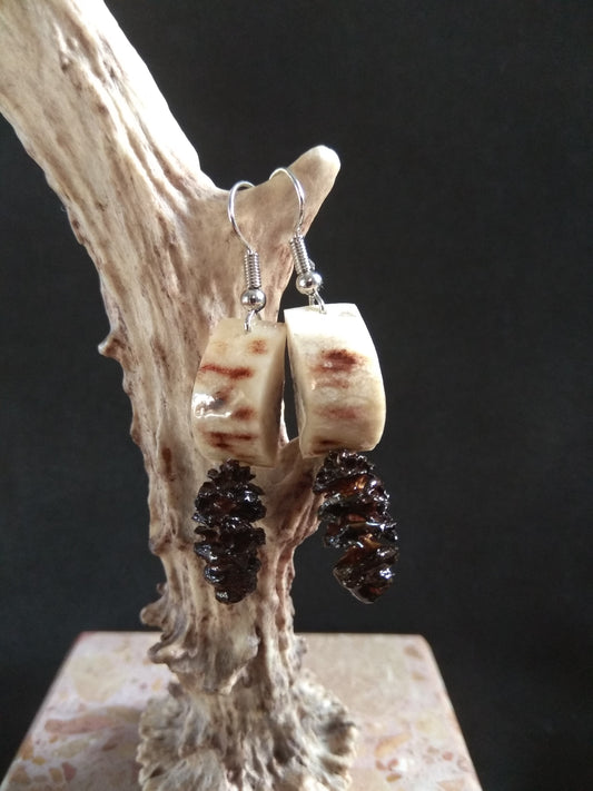 Boucles d'oreilles cerf et chatons d'Aulne